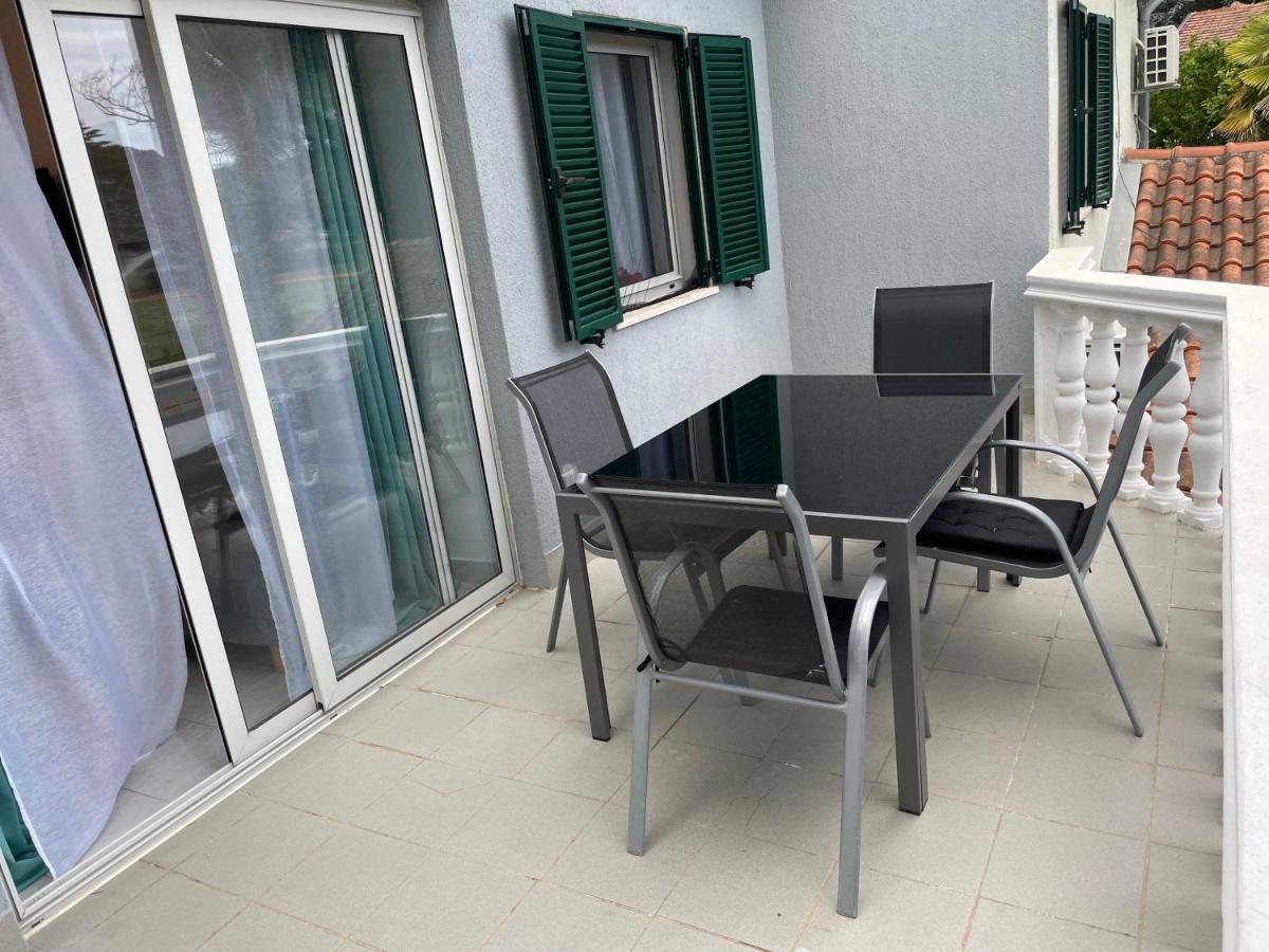 Enna Apartment 4 Meerblick Perfect Location Medulin Exterior foto